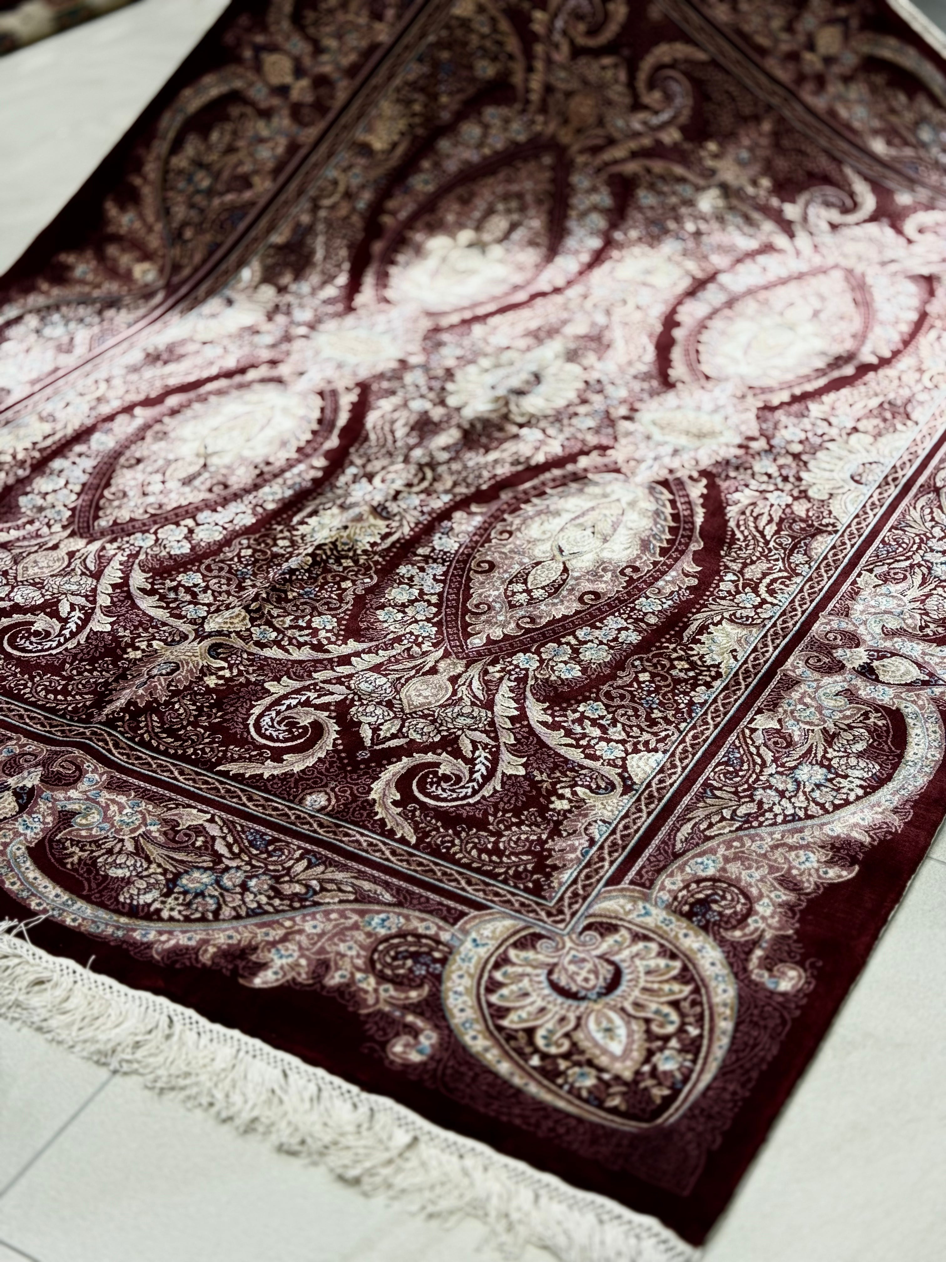 Traditional Turkmen Silk Weaving