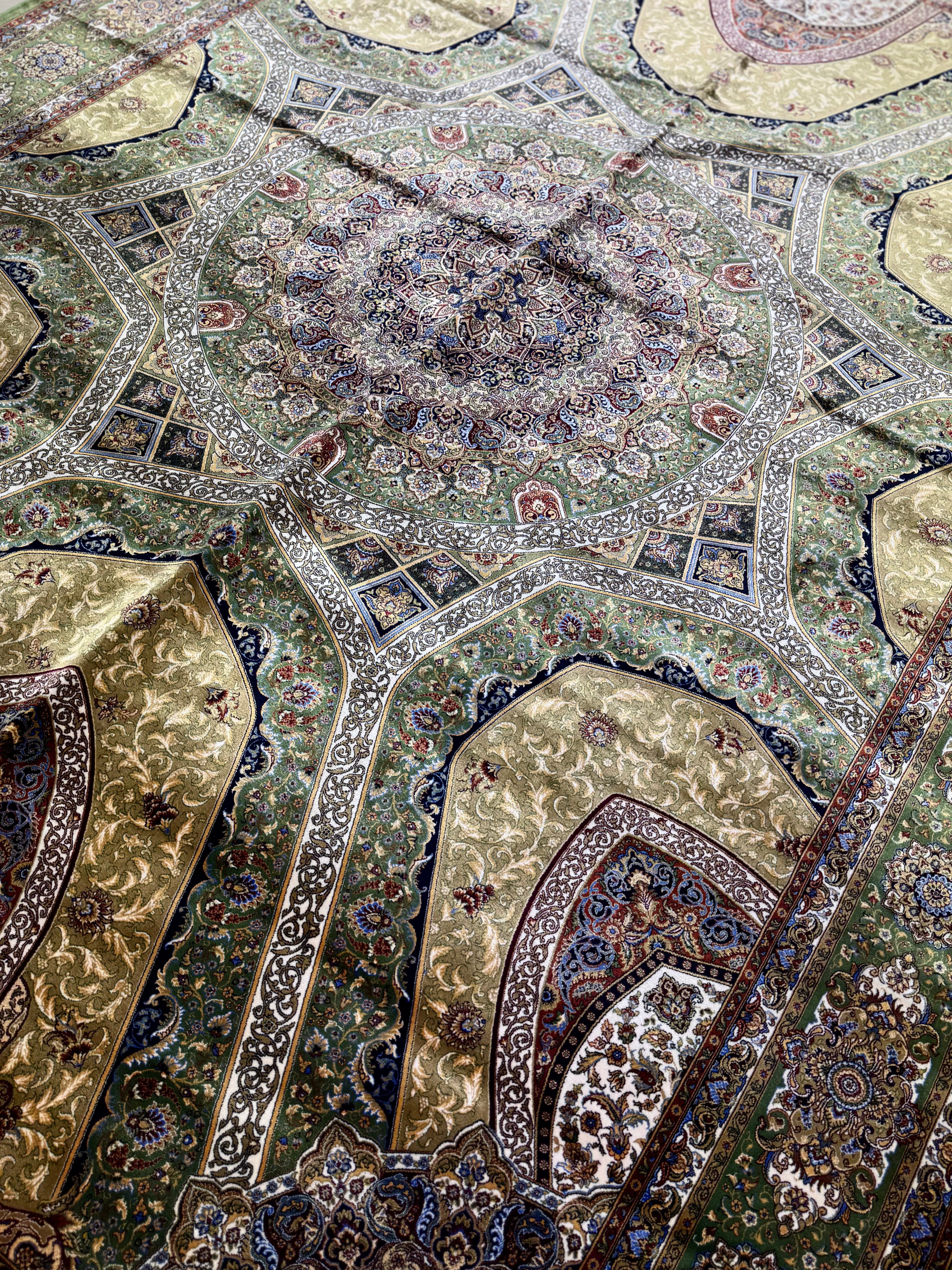 Traditional Turkmen Silk Weaving