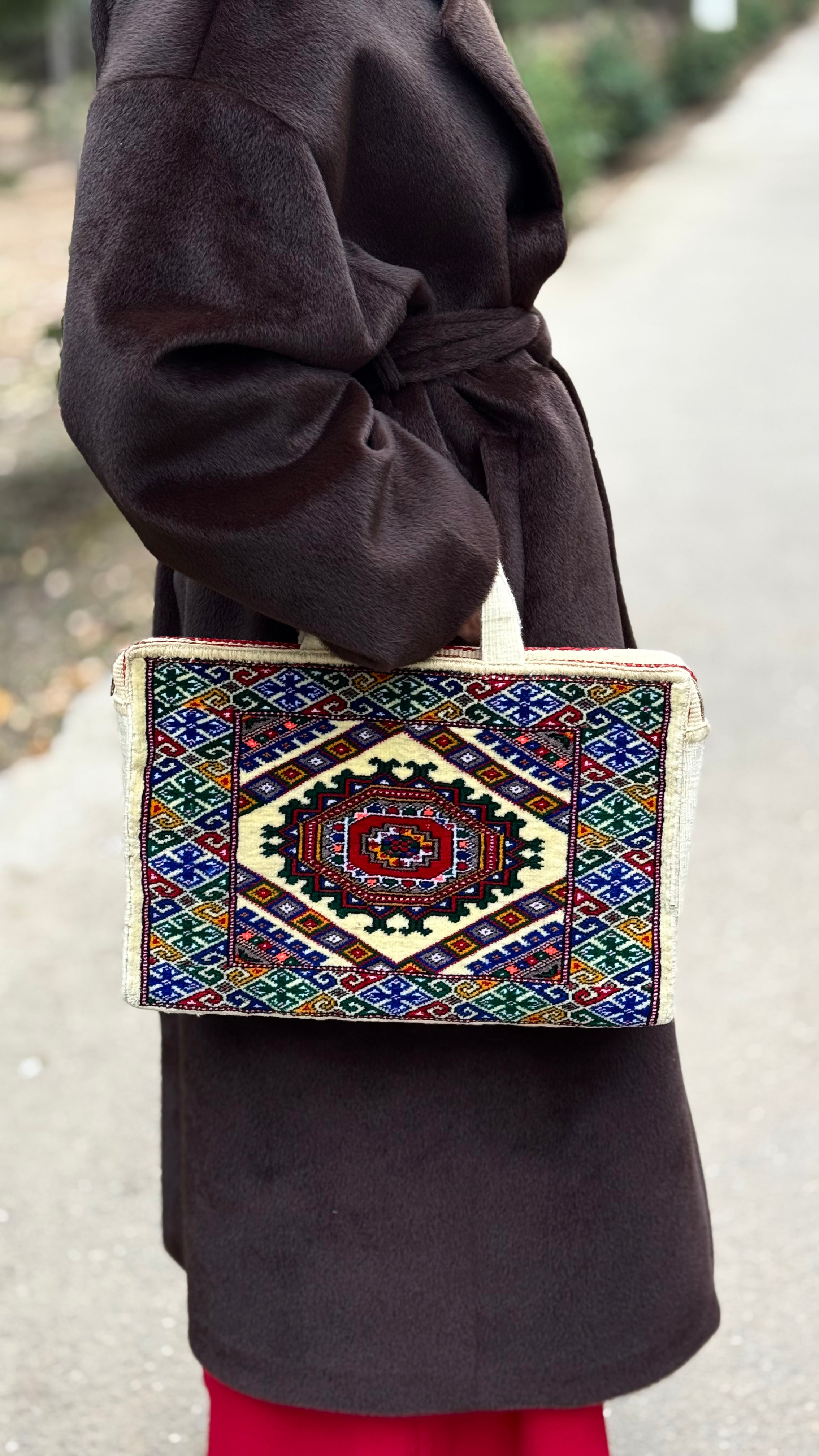 Wool White Handmade Bag